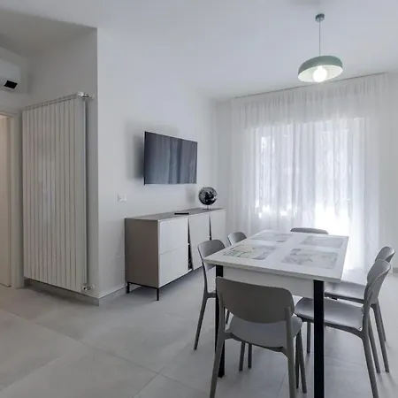 Apartment Closea House Renovated With Quality Materials
