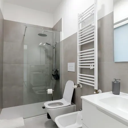 Closea House Renovated With Quality Materials Apartment Pescara