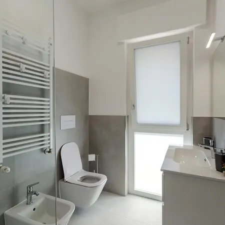 Closea House Renovated With Quality Materials Apartment