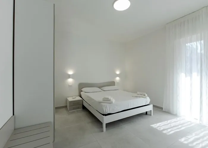 Closea House Renovated With Quality Materials Apartamento