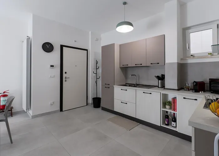 Closea House Renovated With Quality Materials Apartamento